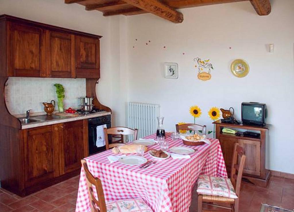 Maison d'hôtes Il Poggio Delle Ginestre à Torgiano Extérieur photo