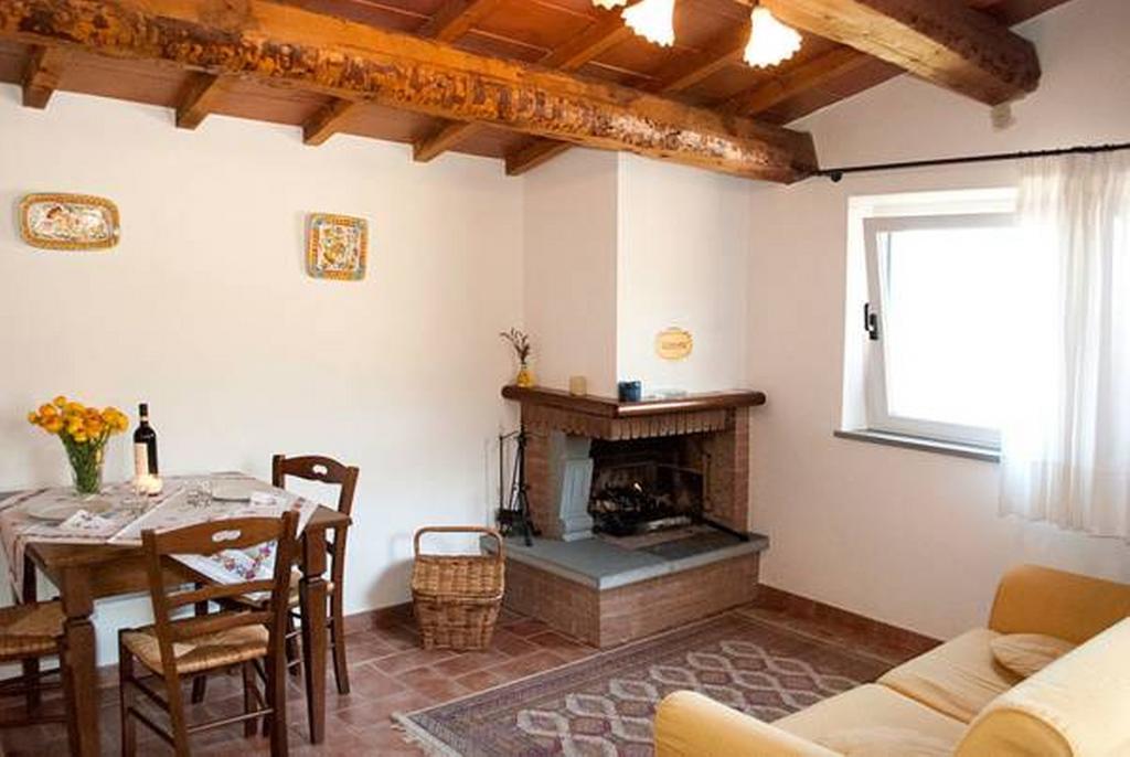 Maison d'hôtes Il Poggio Delle Ginestre à Torgiano Extérieur photo