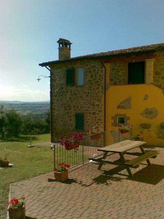 Maison d'hôtes Il Poggio Delle Ginestre à Torgiano Extérieur photo